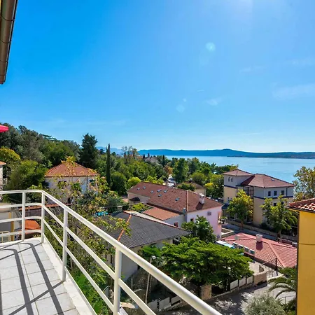 In Crikvenica 14104 Apartment
