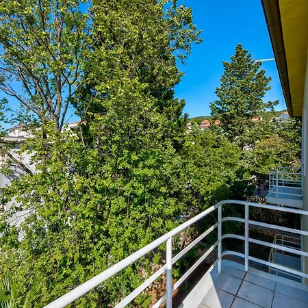 Appartement In 14104 *