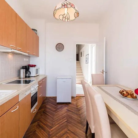 Appartement In 14104 Crikvenica