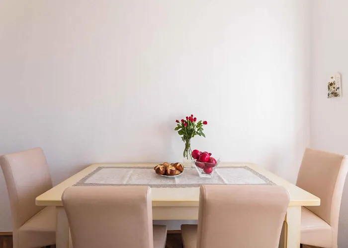 In 14104 Apartment