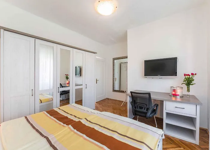 In 14104 Apartment *